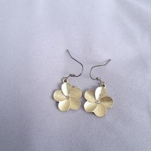 Sweet Flower Earrings